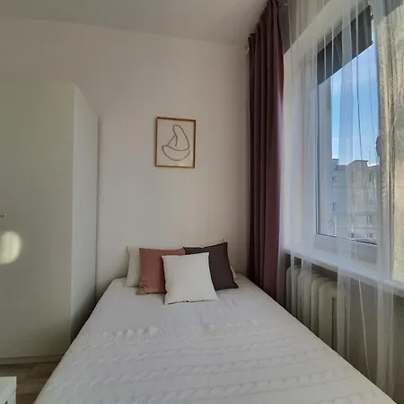 Swietojanska I アパート グディニャ